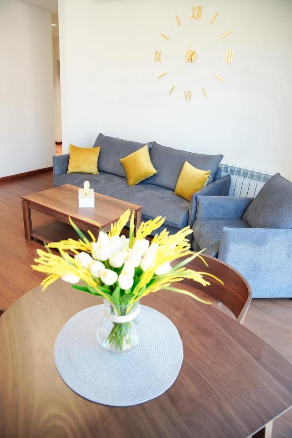 יירבאן City Center Appartment At Buzand St. מראה חיצוני תמונה